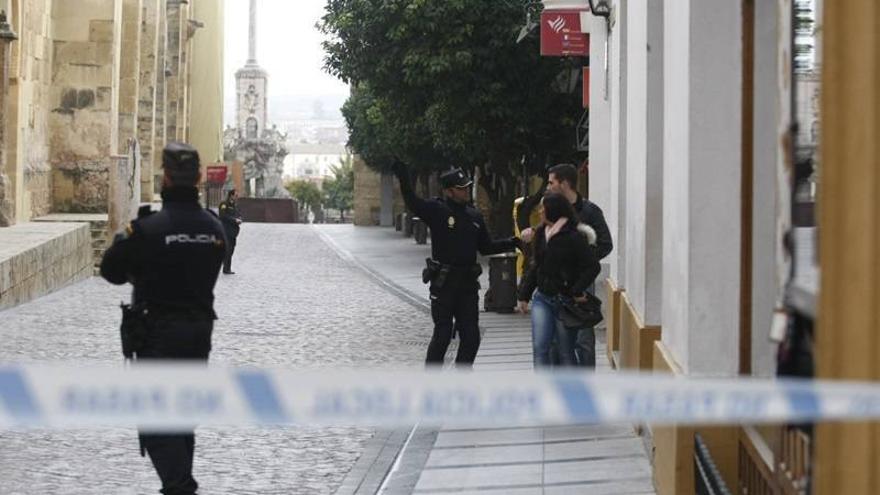 Una falsa alarma obliga a desalojar la Mezquita cerca de una hora