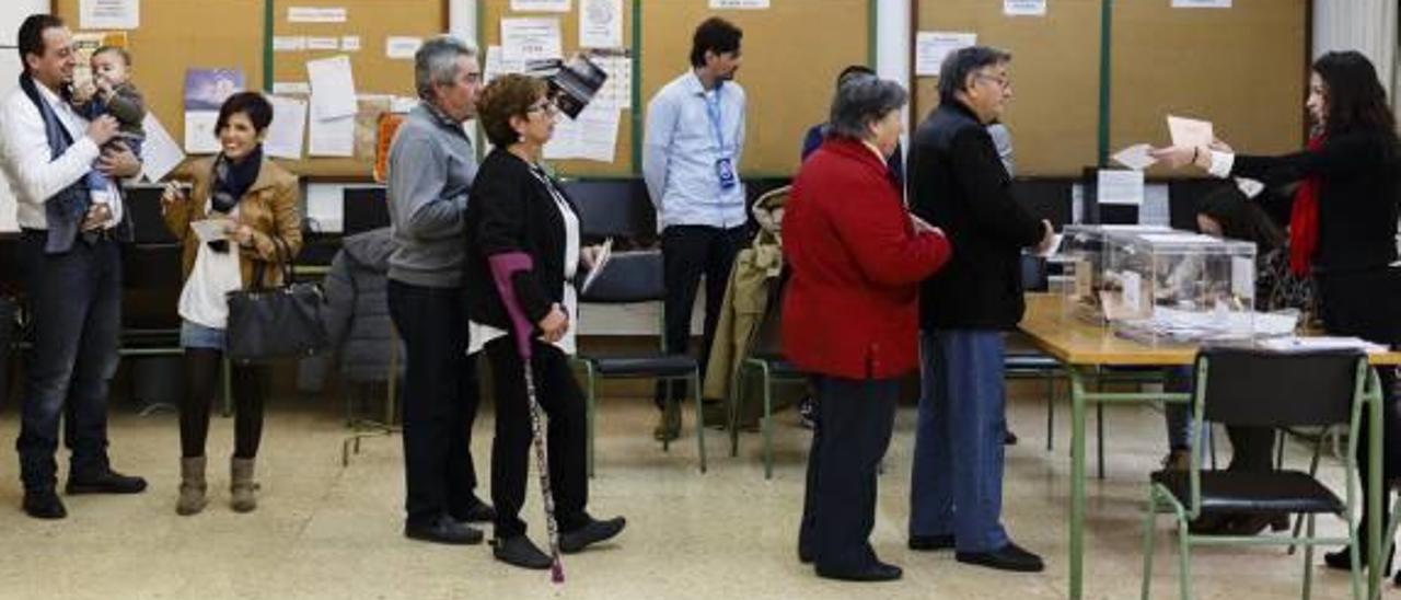 El PSOE pierde 22.974 votos en 10 años y el liderazgo de la izquierda en Castelló