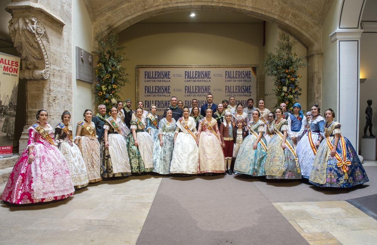 Falleras y falleros de Riba-roja de Túria