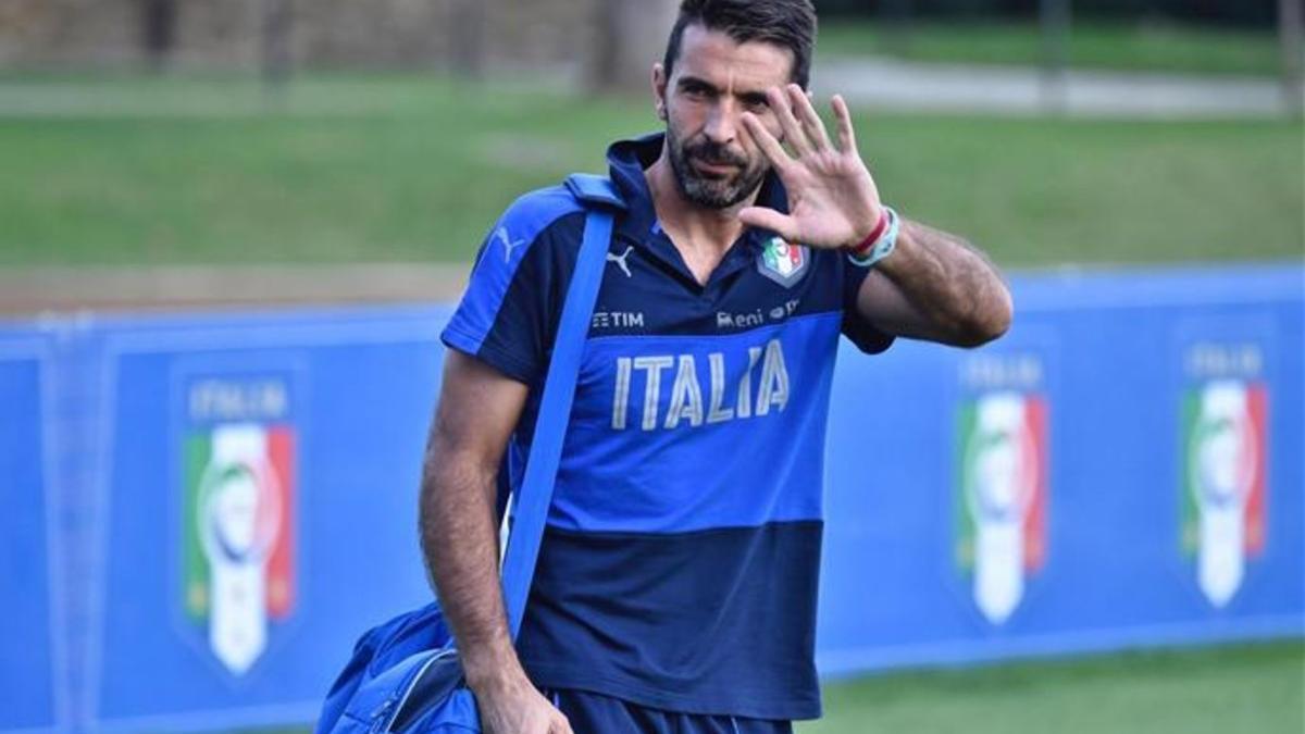 Buffon es el líder de la Juventus y la selección italiana.