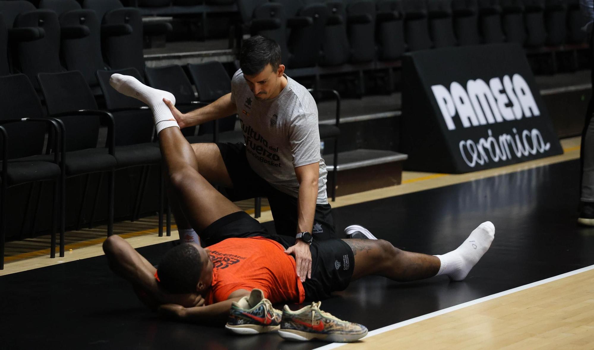 Entrenamiento del Valencia Basket previo al partido frente a Maccabi