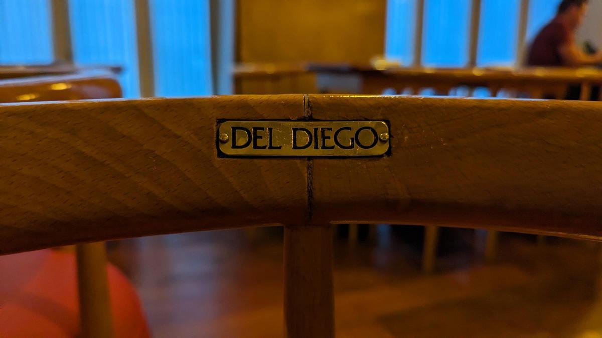 Sillas de la coctelería Del Diego.