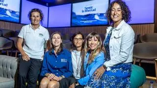 10 mujeres pioneras de la náutica comparten su travesía vital en un libro
