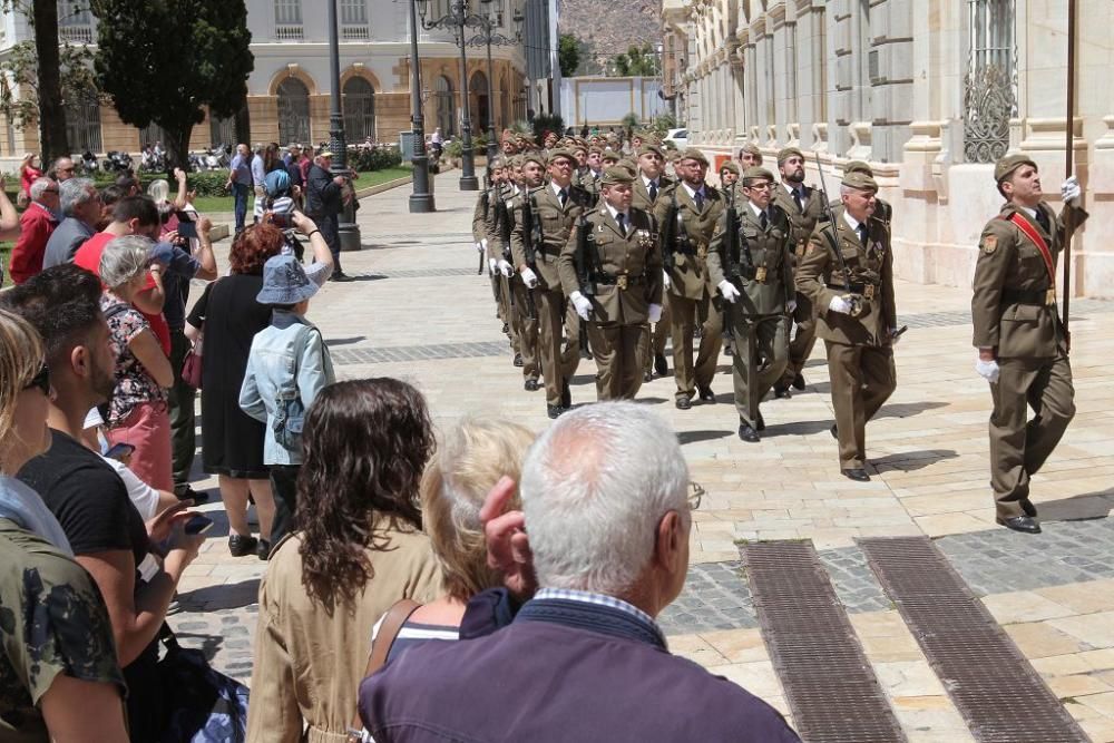 Acto solemne de homenaje a los héroes del 2 de Mayo en Cartagena