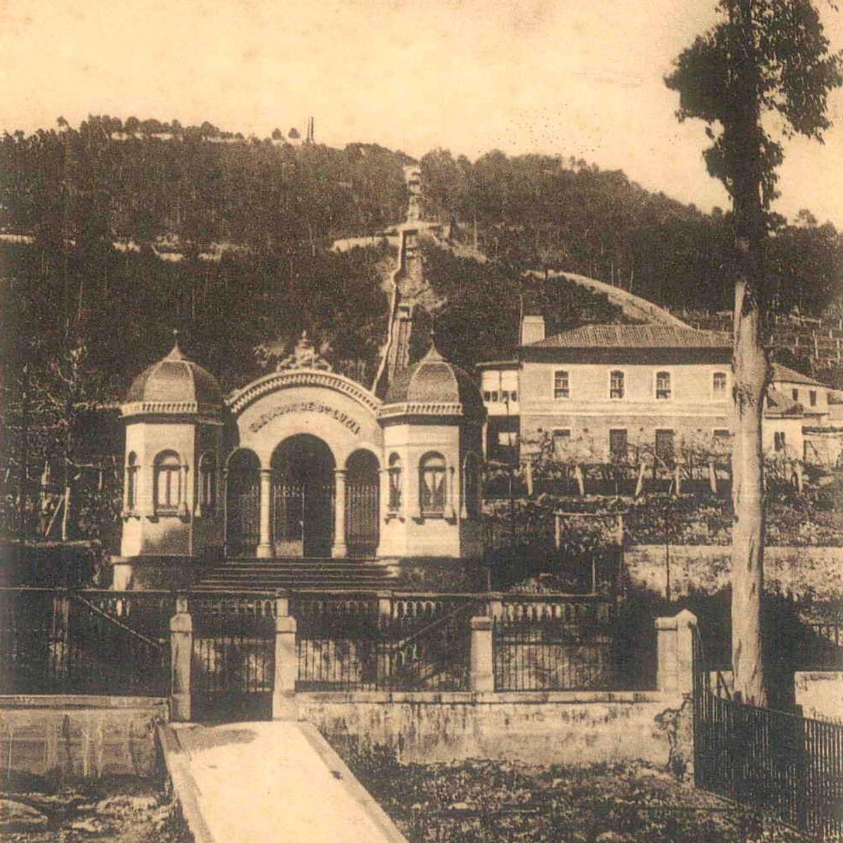 Foto histórica del elevador de Santa Lucía.