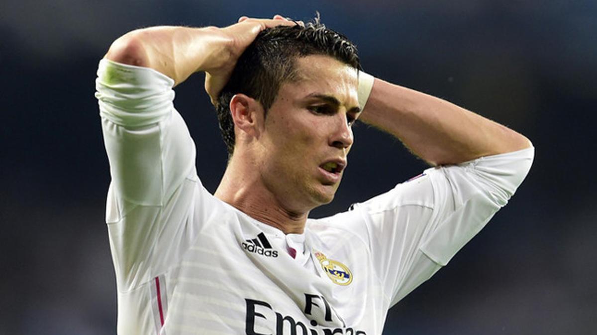 Cristiano Ronaldo se lamenta de una ocasión perdida durante el Real Madrid-Juventus