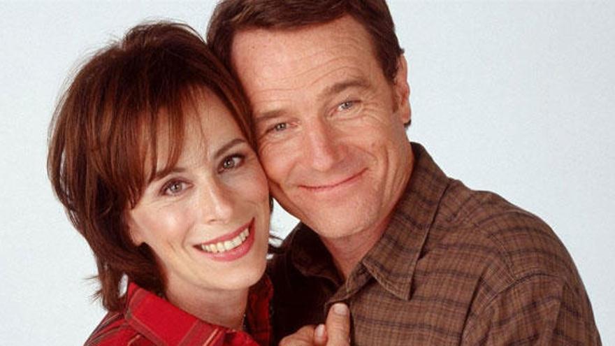 Bryan Cranston con su &#039;mujer&#039; en &#039;Malcom&#039;.