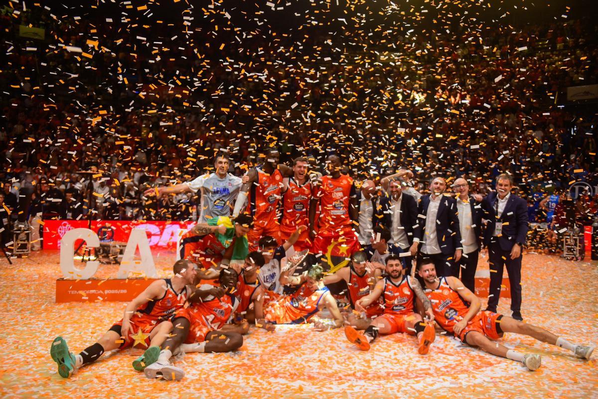Fiesta del ascenso del Leyma Coruña a Liga ACB