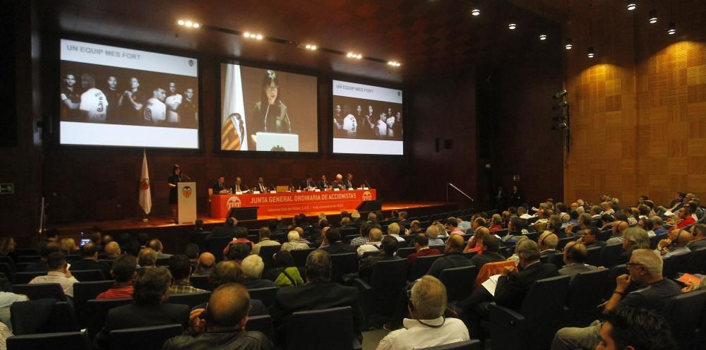 Las imágenes de la Junta General de Accionistas de Valencia 2016