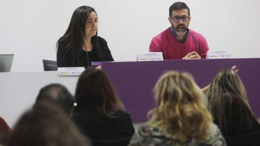 Nuria Varela y Edmundo Pérez, director de la Fundación para el Fomento de la Economía Social.