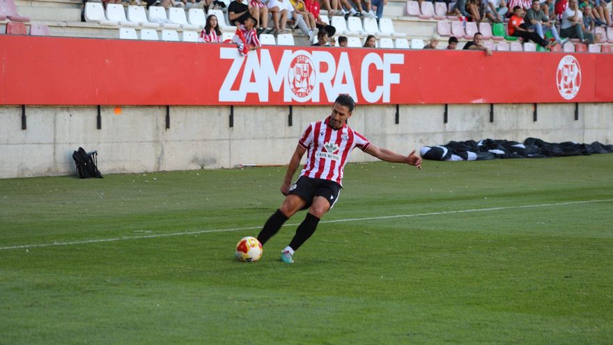 El Zamora CF estrena el curso con un empate que sabe a poco ante el Celta B (0-0)