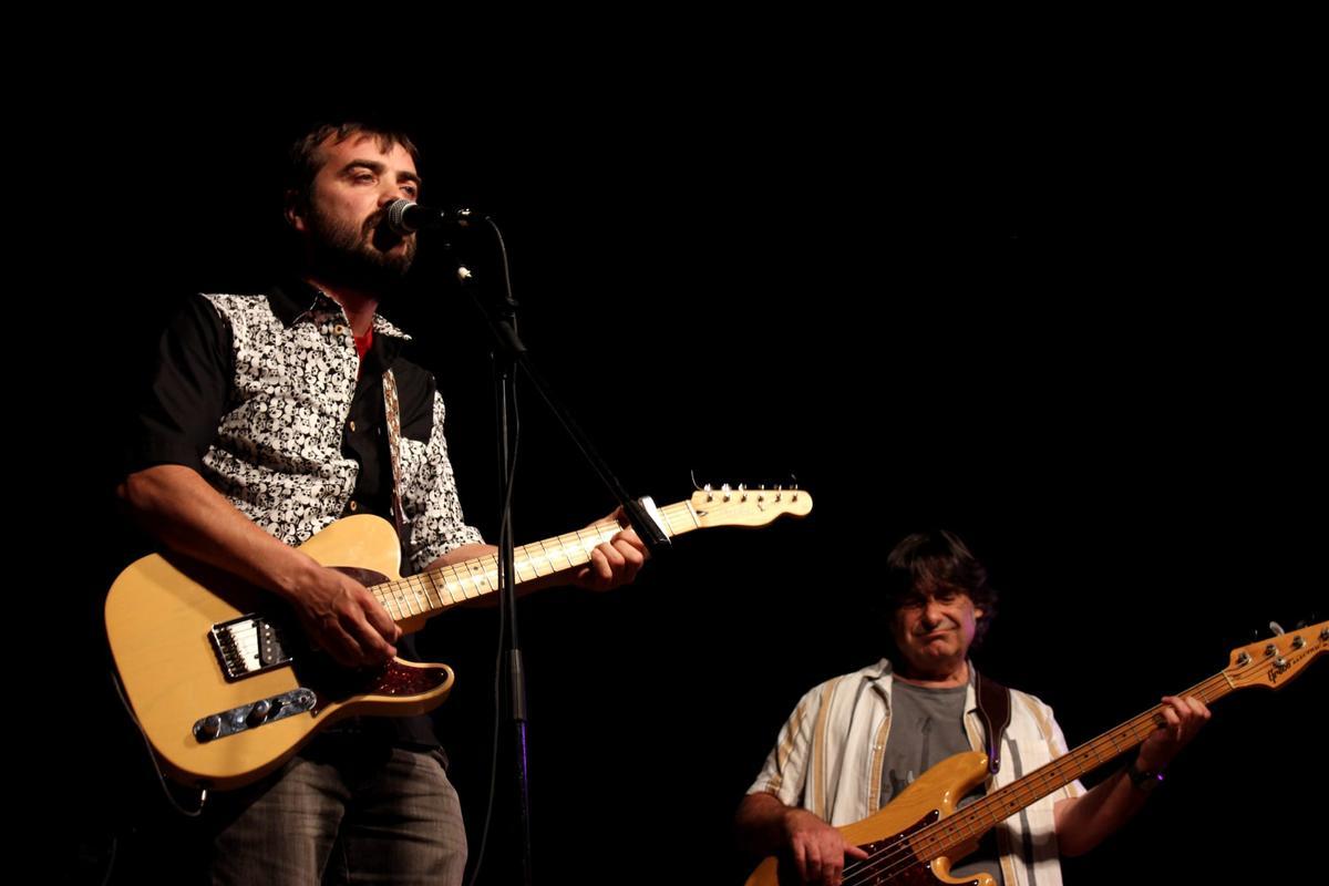 Juaco Vil durante un concierto.