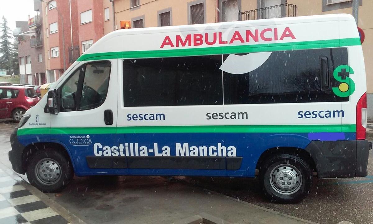 Imagen de una ambulancia de Castilla-La Mancha.