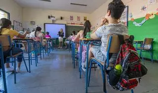 Andalucía repescará a profesores jubilados para labores voluntarias y no remuneradas en los colegios