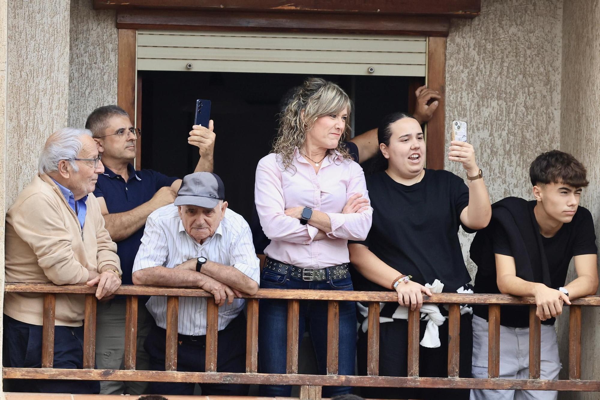 Galería de fotos de la penúltima tarde de toros de las fiestas del Roser en Almassora