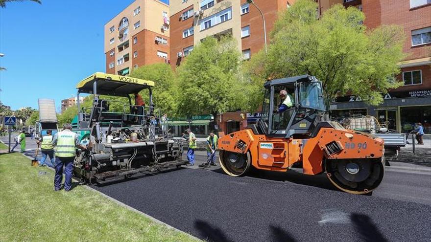 El ayuntamiento destinará otros 600.000€ a asfaltado en el segundo semestre del año