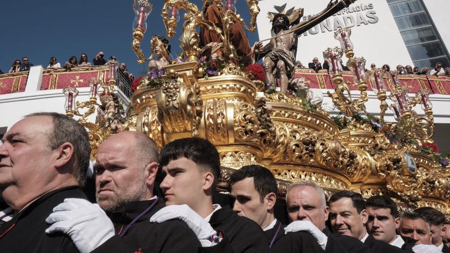 Una jornada envuelta por los ritos y la tradición en el ecuador festivo