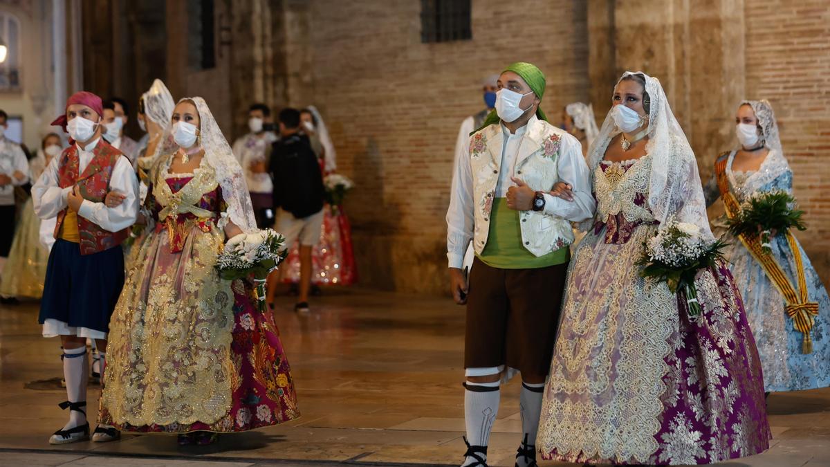 Búscate en el primer día de Ofrenda por las calles del Mar y Avellanas entre las 21:00 y 22:00 horas