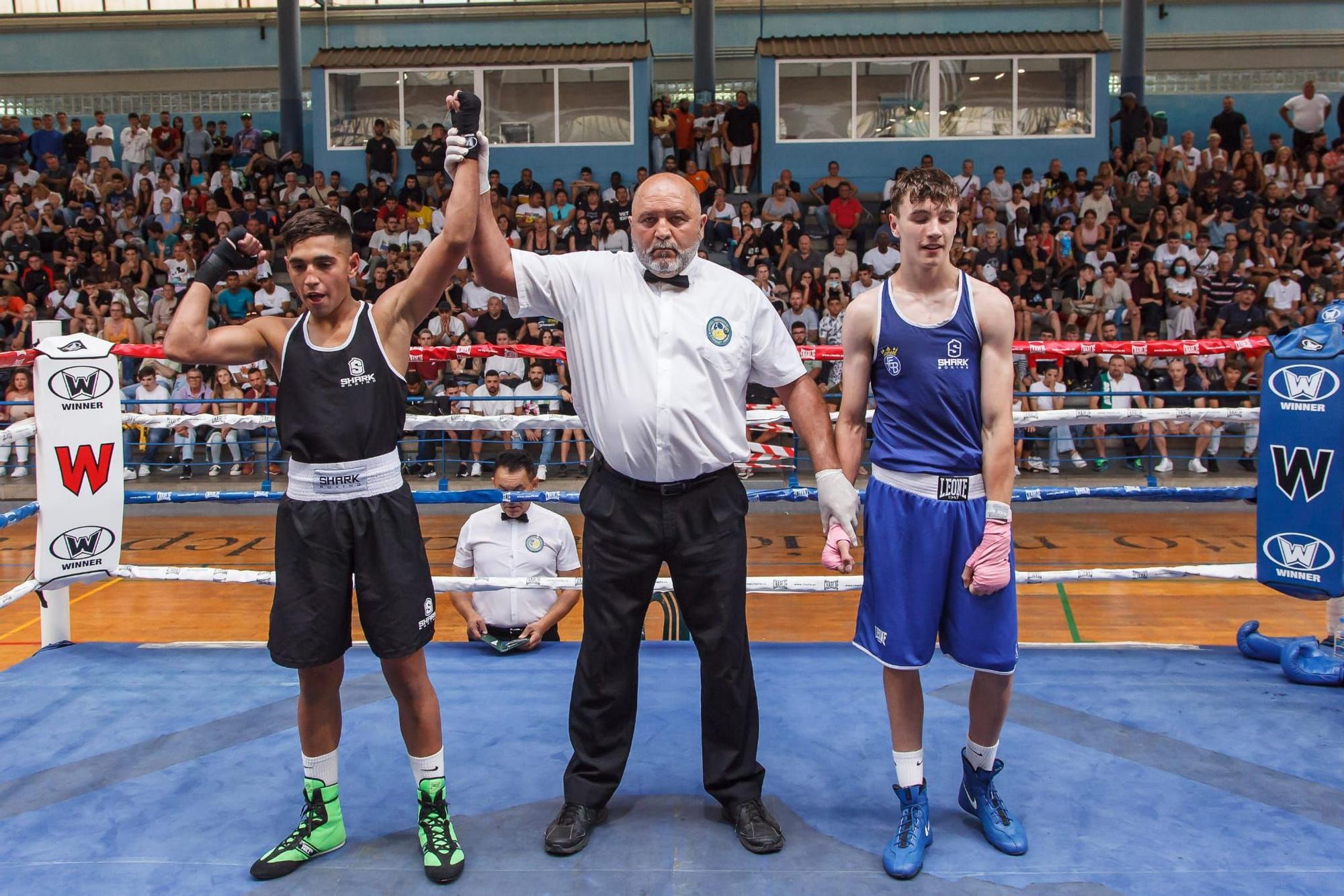 La cantera canaria de boxeo se luce en el Juan Beltrán Sierra