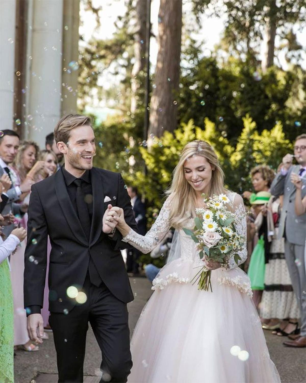 El vestido de novia de Marzia Bisognin en su boda con el 'youtuber' PewDiePie