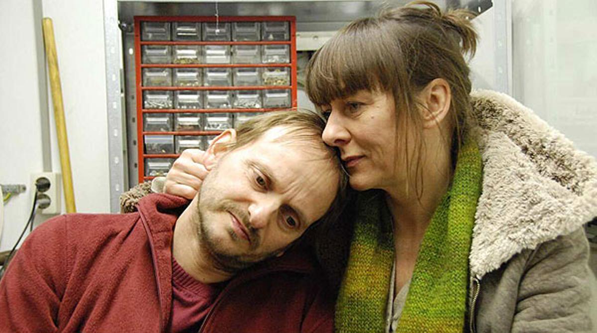 Tràiler de la pel·lícula ’Stopped on track’.