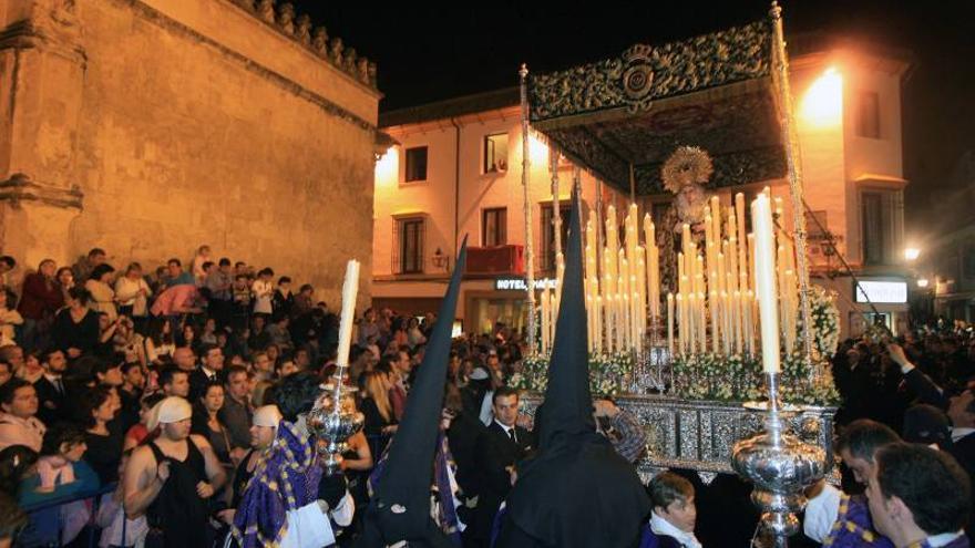 Solidaridad en procesión desde San Pablo