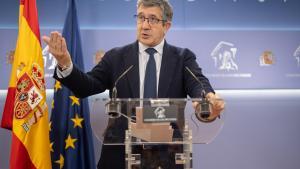 El portavoz del PSOE en el Congreso, Patxi López, durante una rueda de prensa posterior a la Junta de Portavoces