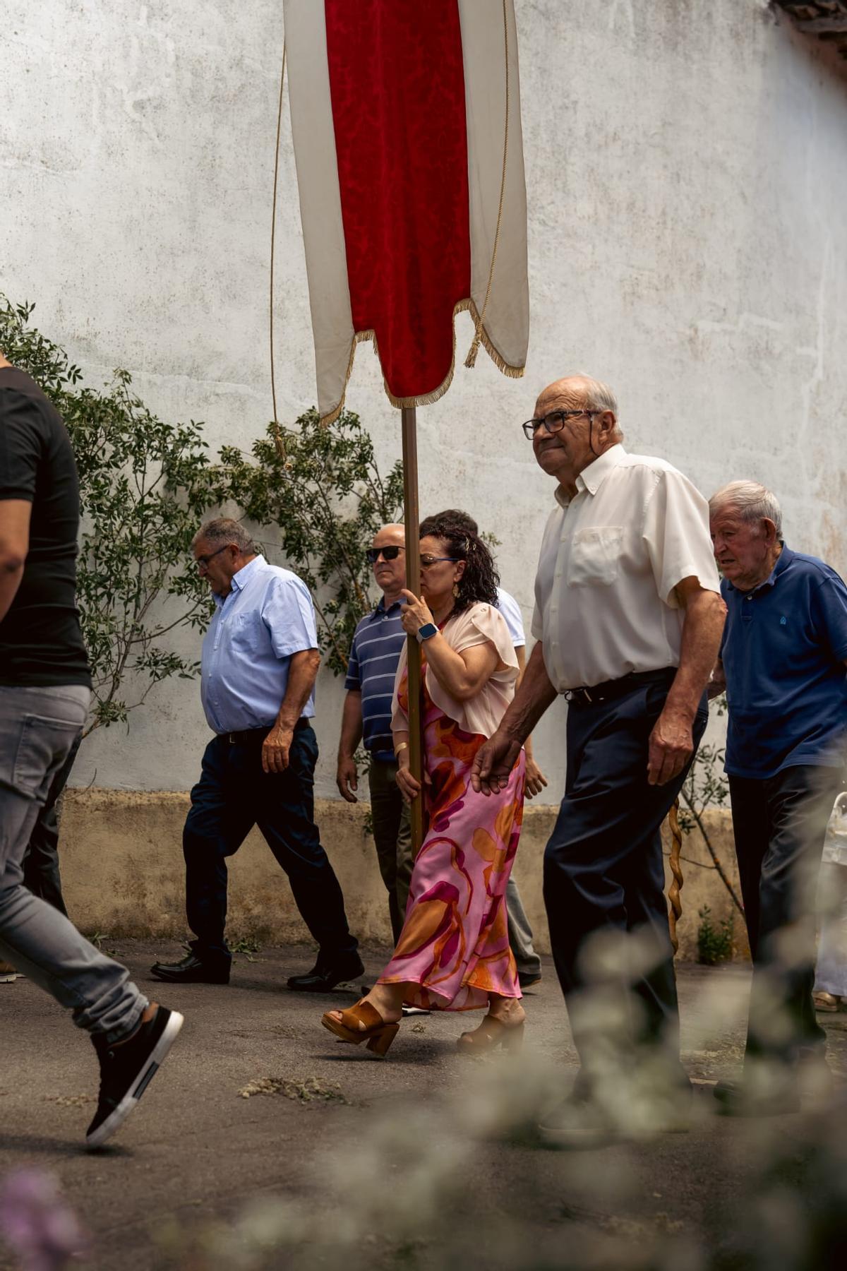 GALERÍA | Bercianos de Aliste revive con profunda devoción el Corpus Christi