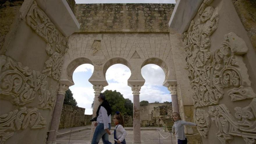 Urbanismo da licencia para la iluminación de Medina Azahara