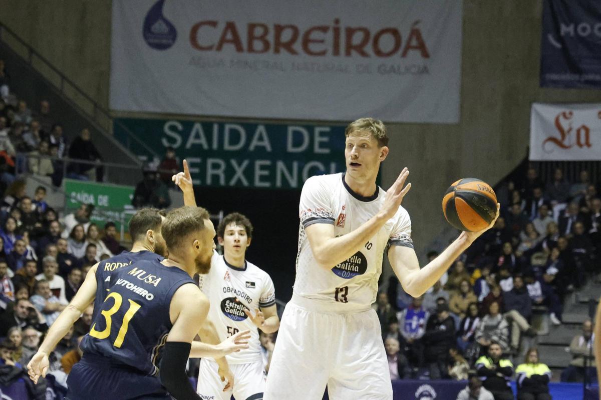 Monbus Obradoiro - Real Madrid: las imágenes del partido