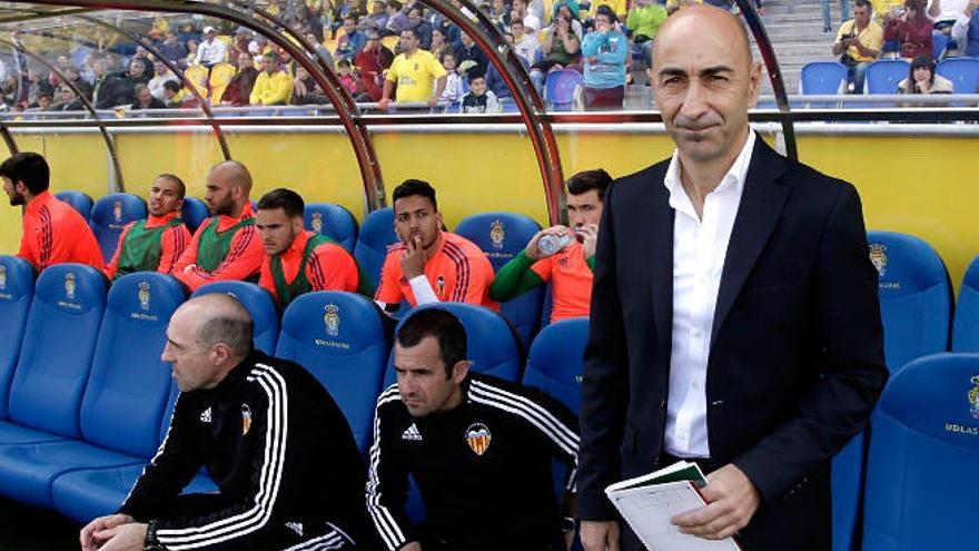 En el entorno del Valencia, los rumores se &#039;comen&#039; al partido