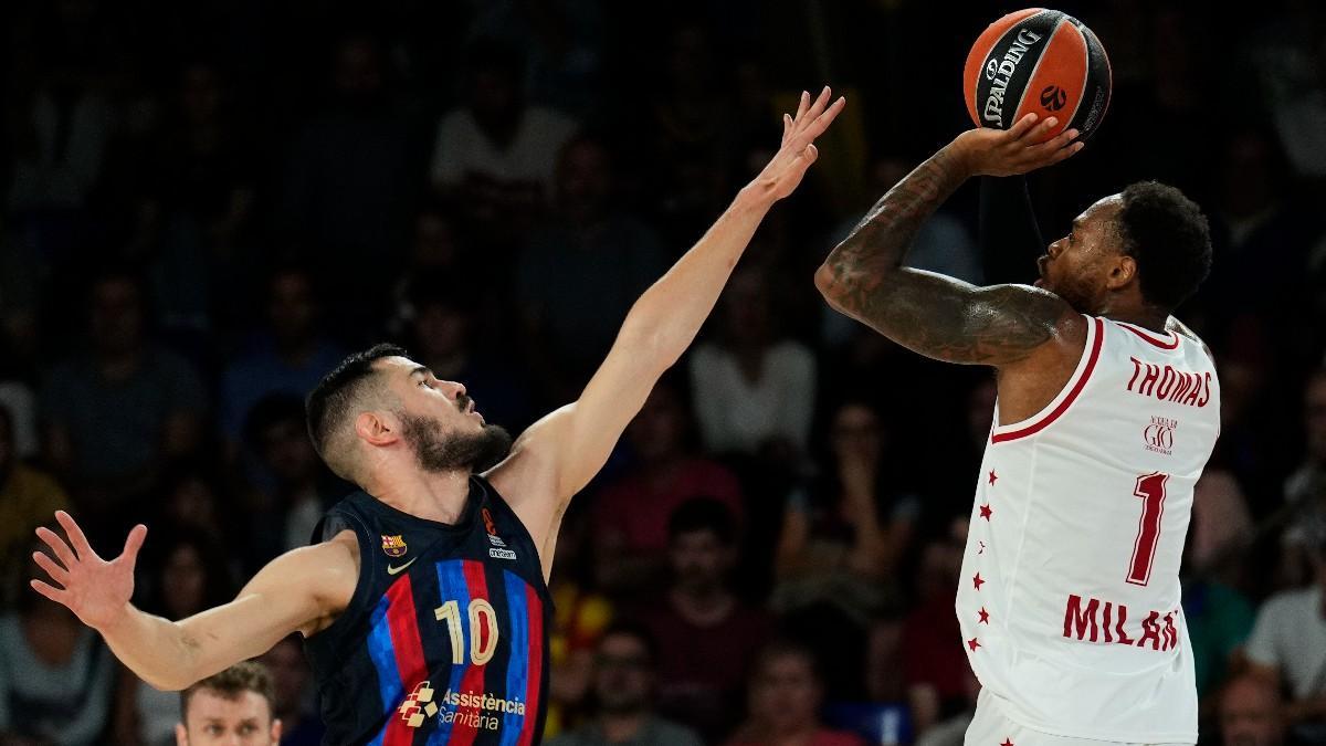 Kalinic, en una acción del partido ante Armani Milan