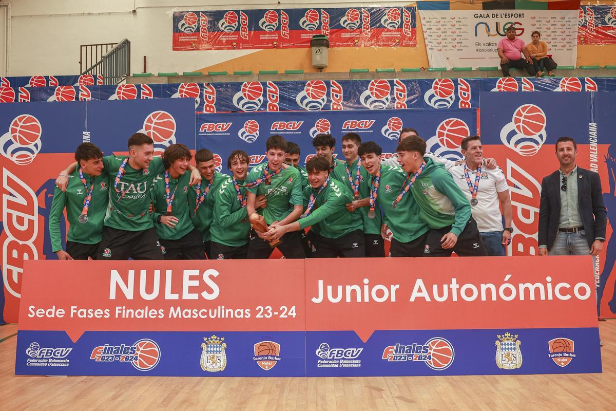 Tercer puesto para Amics Castelló en la Fase Final Júnior Masculino Autonómico.