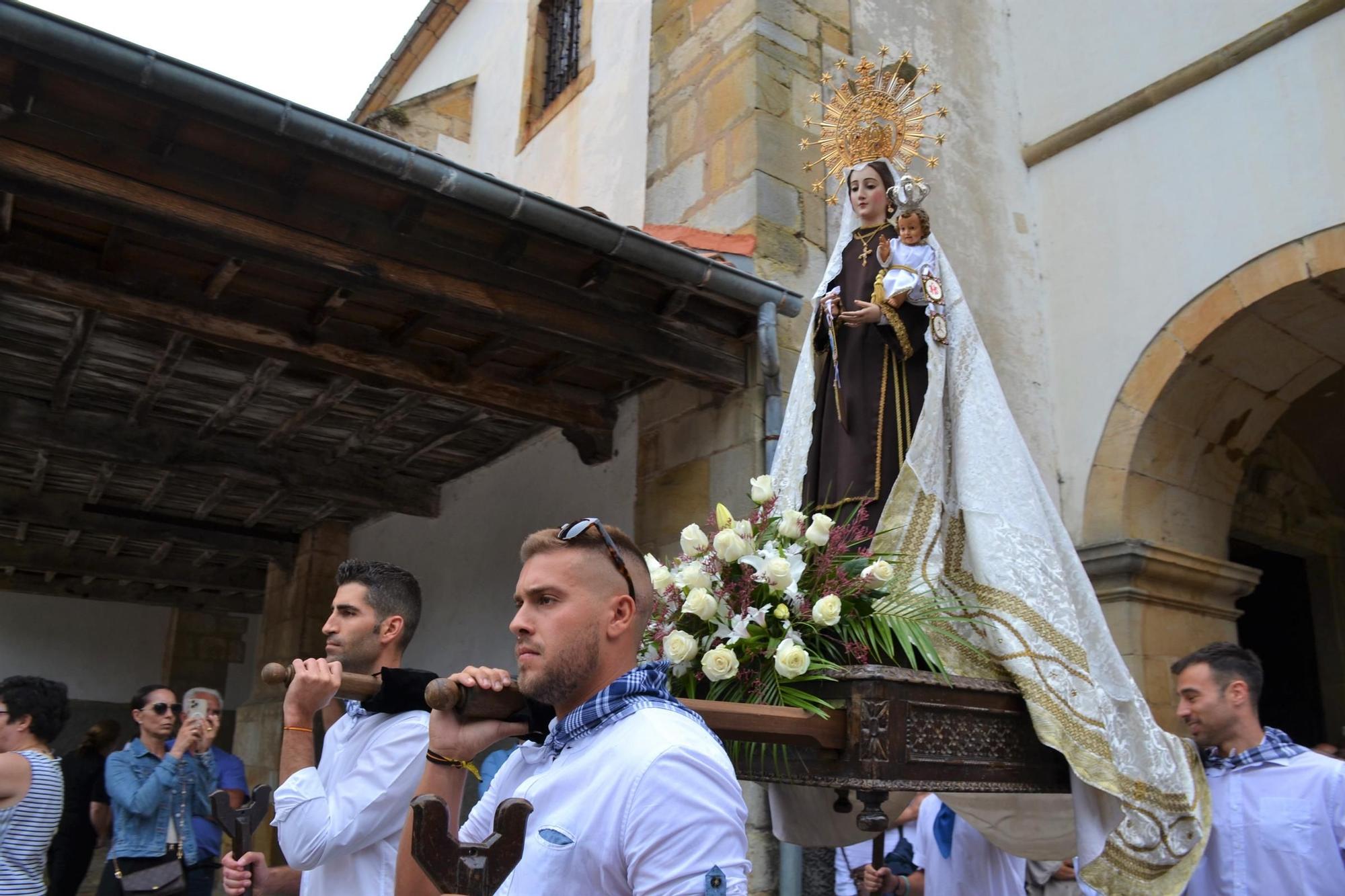 Lastres celebró la Virgen del Carmen