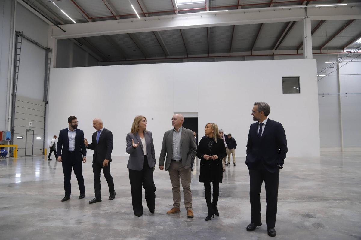 Visita del secretario de Estado de Energía y de la subdelegada del Gobierno en Córdoba a la fábrica de Zigor en Córdoba.