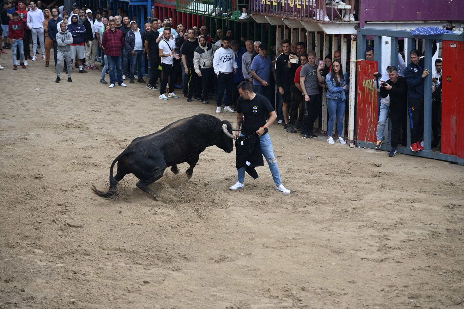 Las mejores imágenes de la jornada festiva en Vila-real