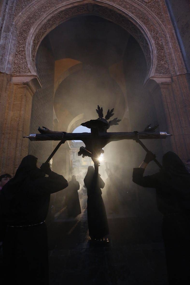 Las imágenes del Lunes Santo en Córdoba