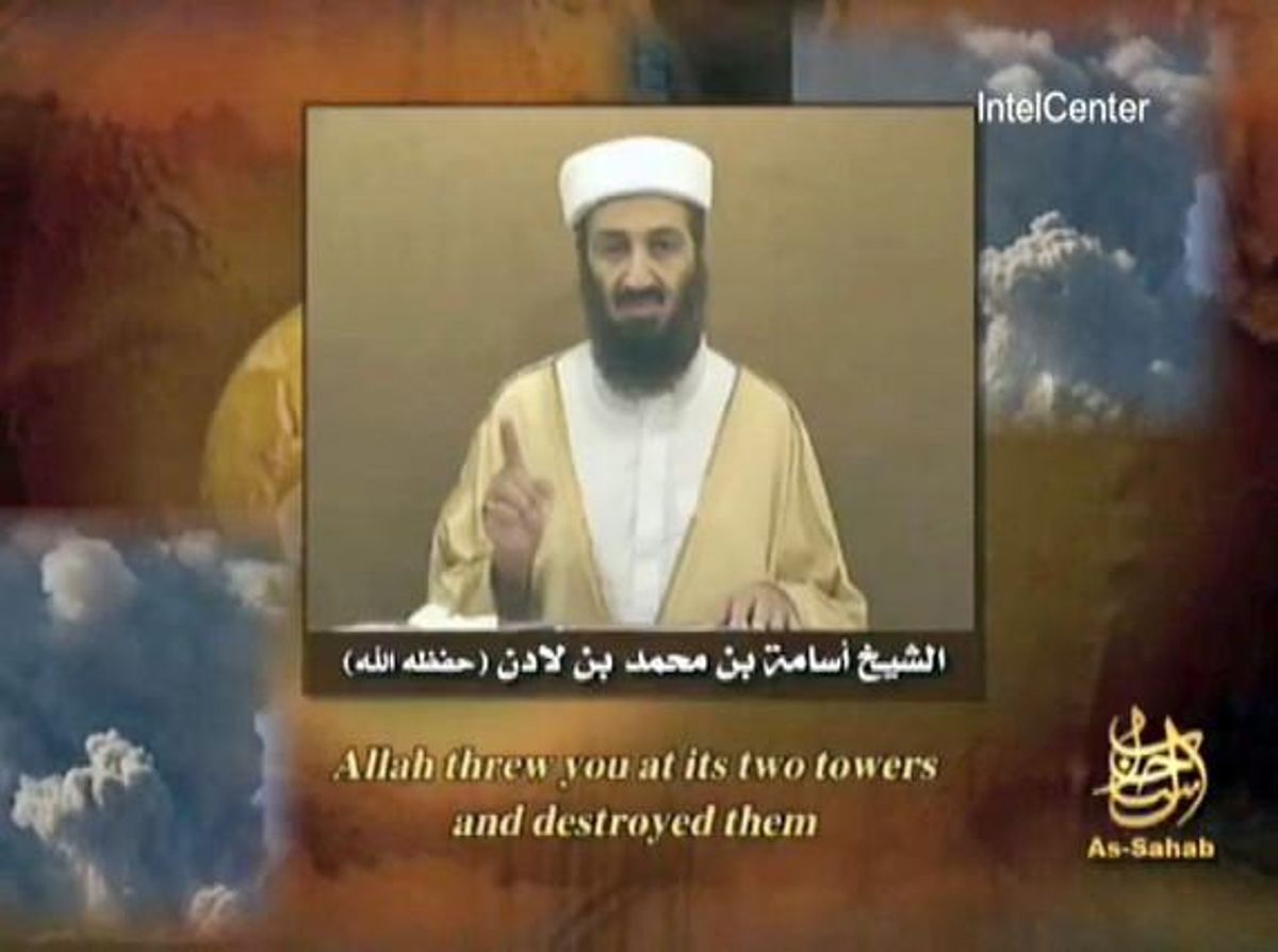 El líder d’Al-Qaida es dirigeix a la població en aquesta imatge treta d’un vídeo i donada a conèixer l’11 de setembre del 2007.