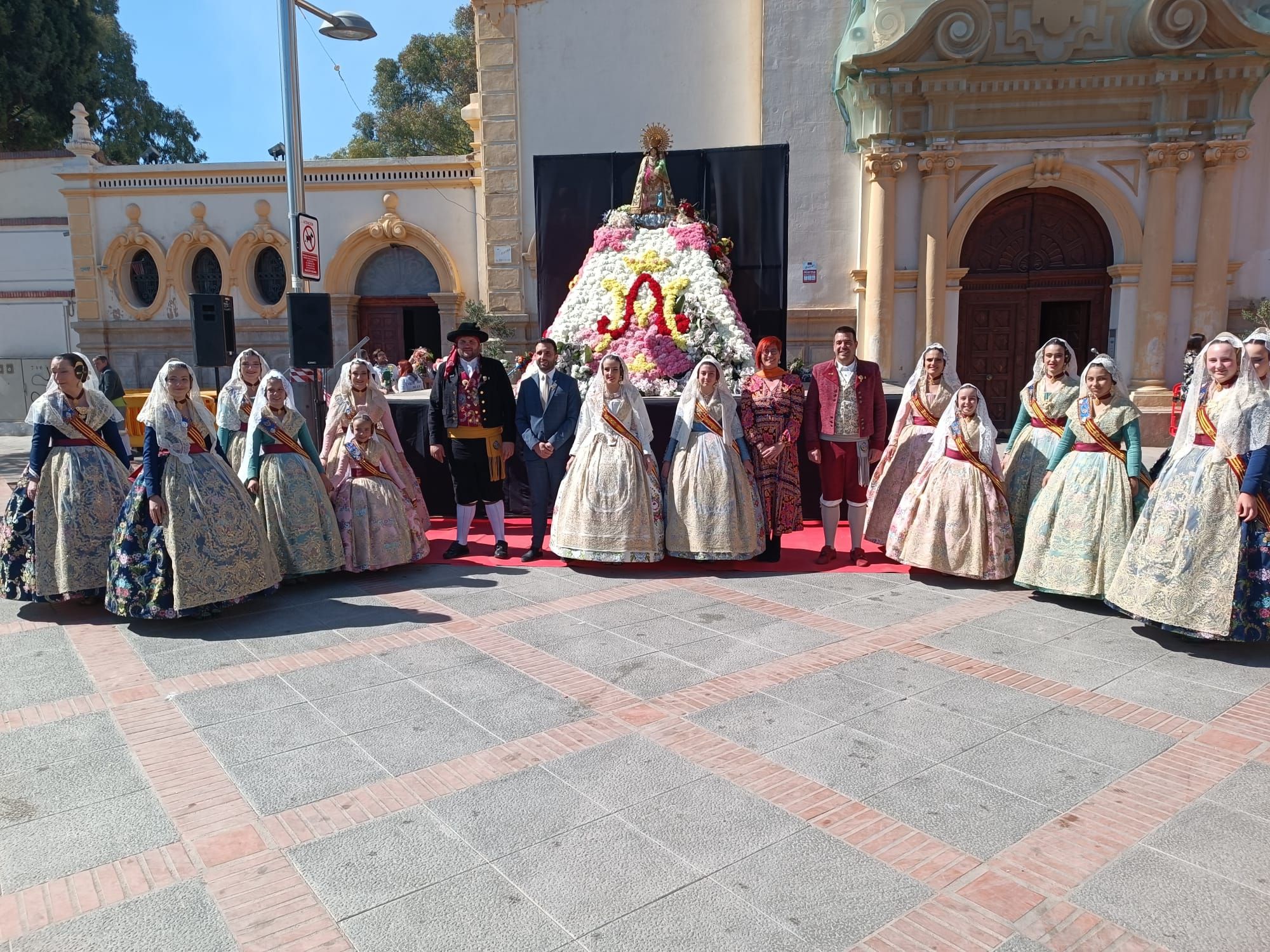 Ofrenda en el Port de Sagunt