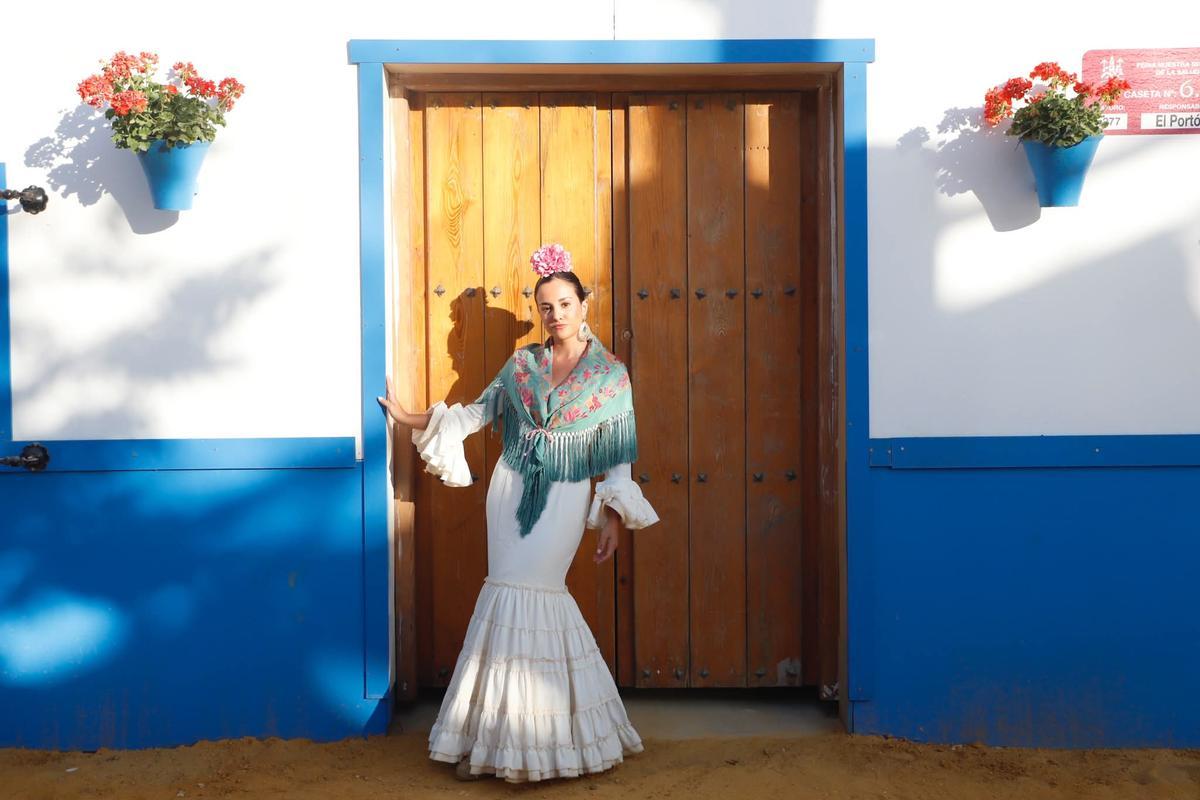 Sofía Peláez, con un vestido de Rociera Sofía Peláez, con un vestido de Rociera