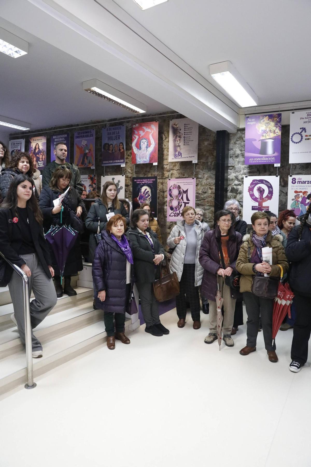 EN IMÁGENES: Así fue la jornada feminista por el 8M en Avilés