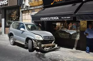 Galería | Aparatoso accidente en el centro de Cáceres