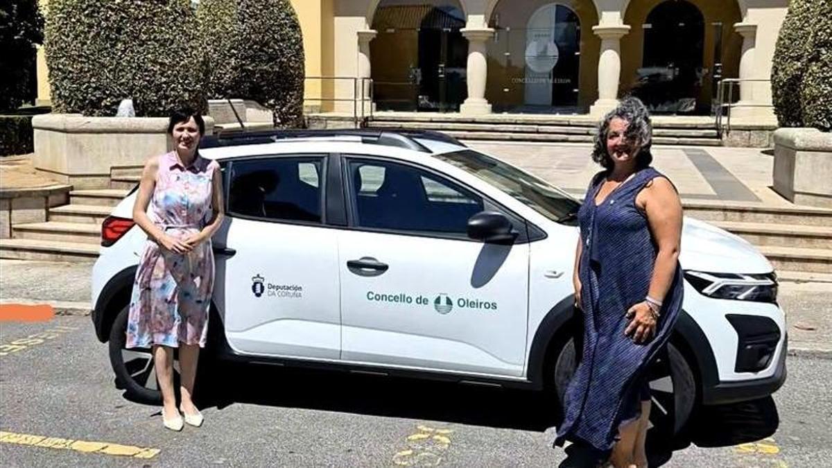Vehículo cedido por la Diputación al Concello de Oleiros.