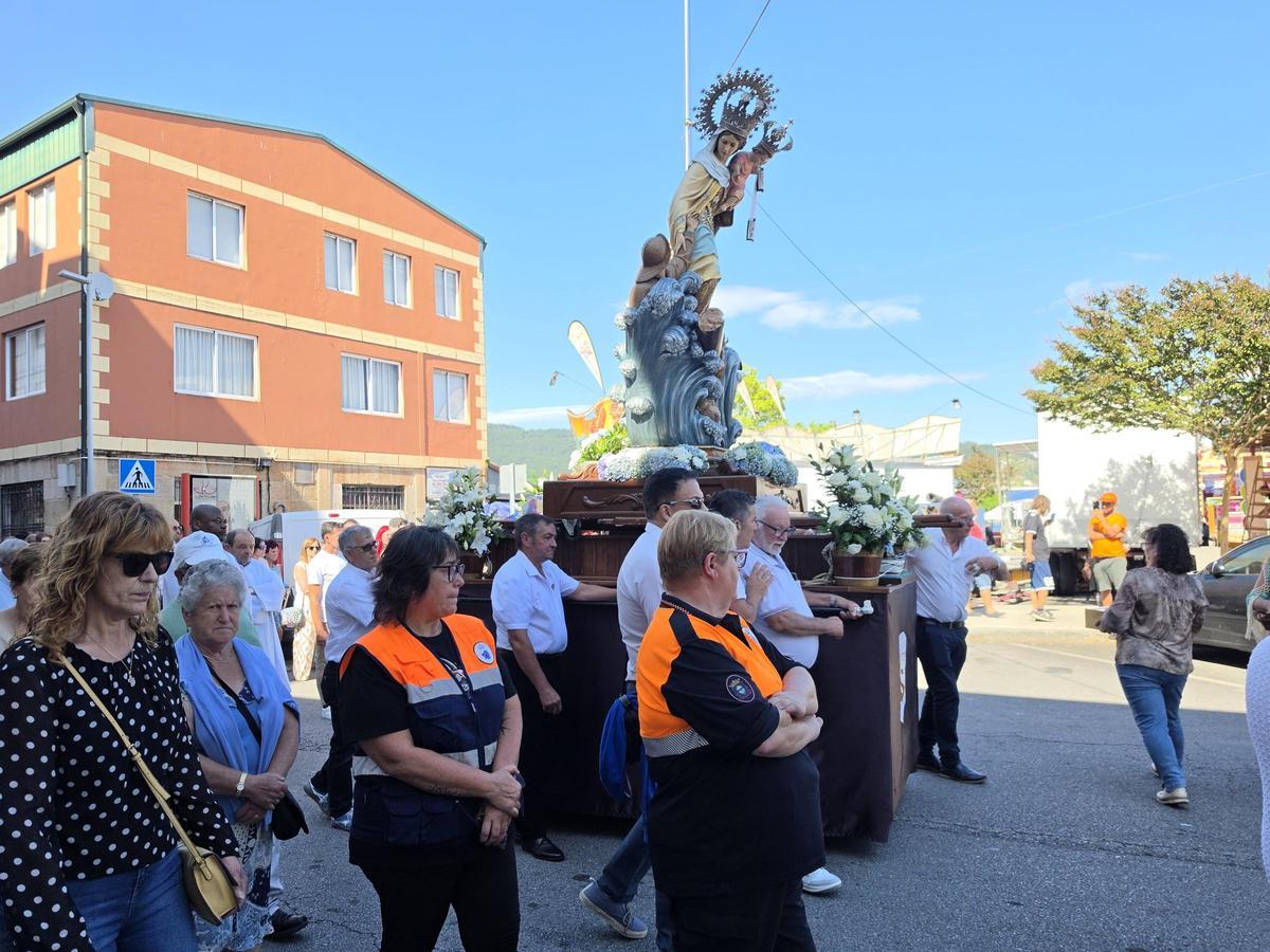 O Morrazo se echa al mar para rendir homenaje a la Virgen del Carmen O Morrazo se echa al mar para rendir homenaje a la Virgen del Carmen