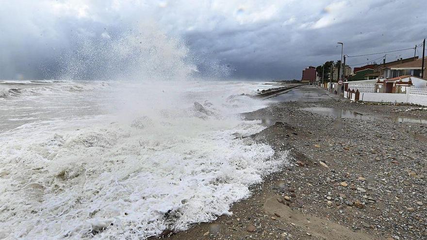 Alcaldes del litoral urgen acelerar las inversiones para frenar la regresión