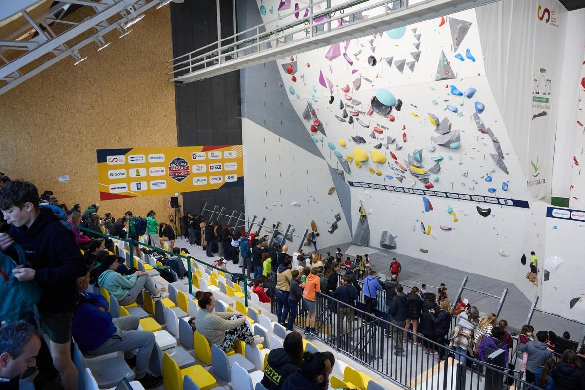 Galería | Arranca la primera jornada de la Copa de España de Escalada en Cáceres Galería | Arranca la primera jornada de la Copa de España de Escalada en Cáceres