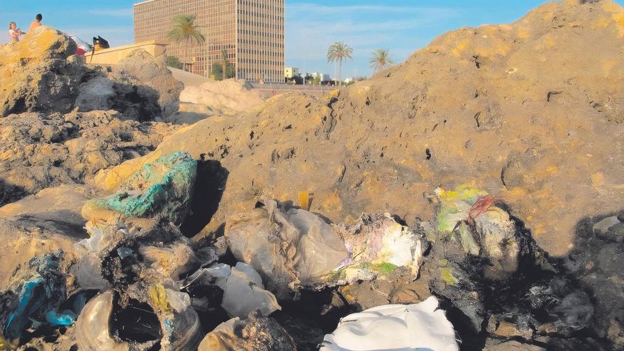 El Puerto de Palma gana la batalla contra Medio Ambiente por utilizar escorias para obras