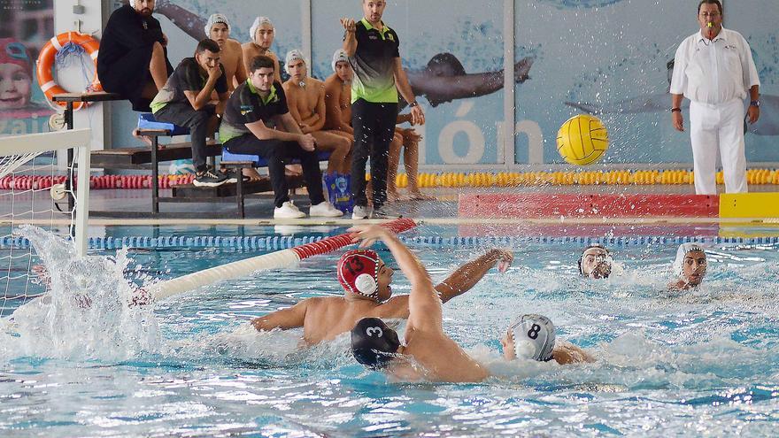 Gran victoria del Waterpolo Málaga ante el hasta ahora invicto CN Las Palmas