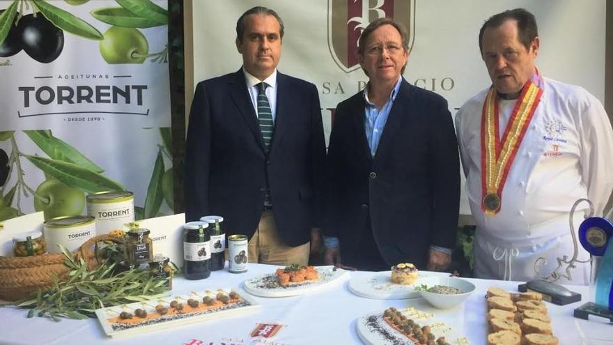 Tapas gratis de aceituna negra contra los aranceles de EEUU