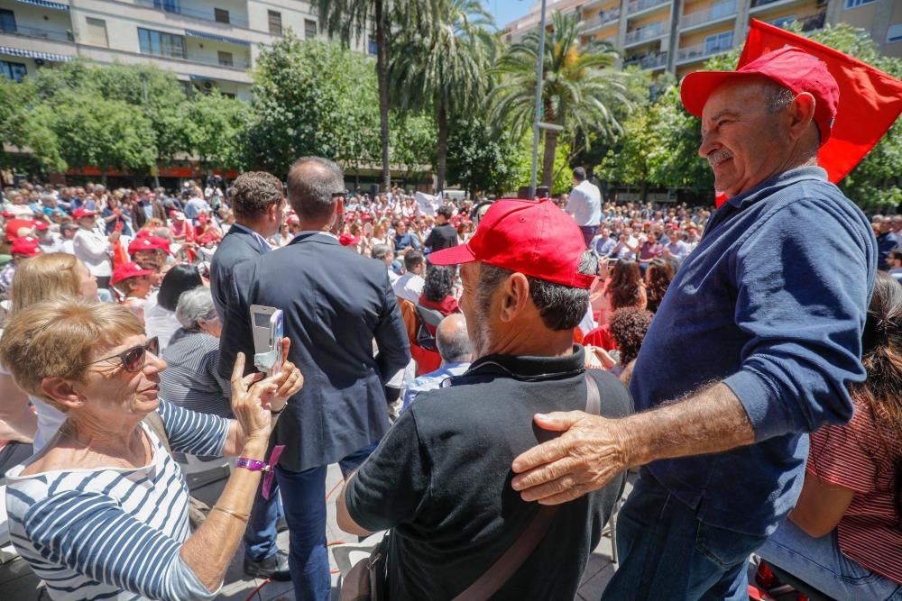 Sánchez pide en Palma el voto masivo al PSOE para que "el avance del 28A sea rotundo"